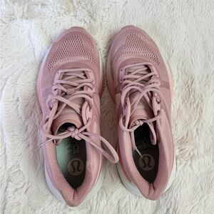Lululemon Blissfeel running shoe